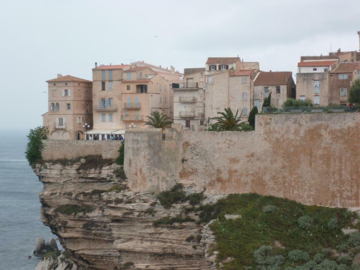 Villa Cartarana Bonifacio  Eksteriør billede